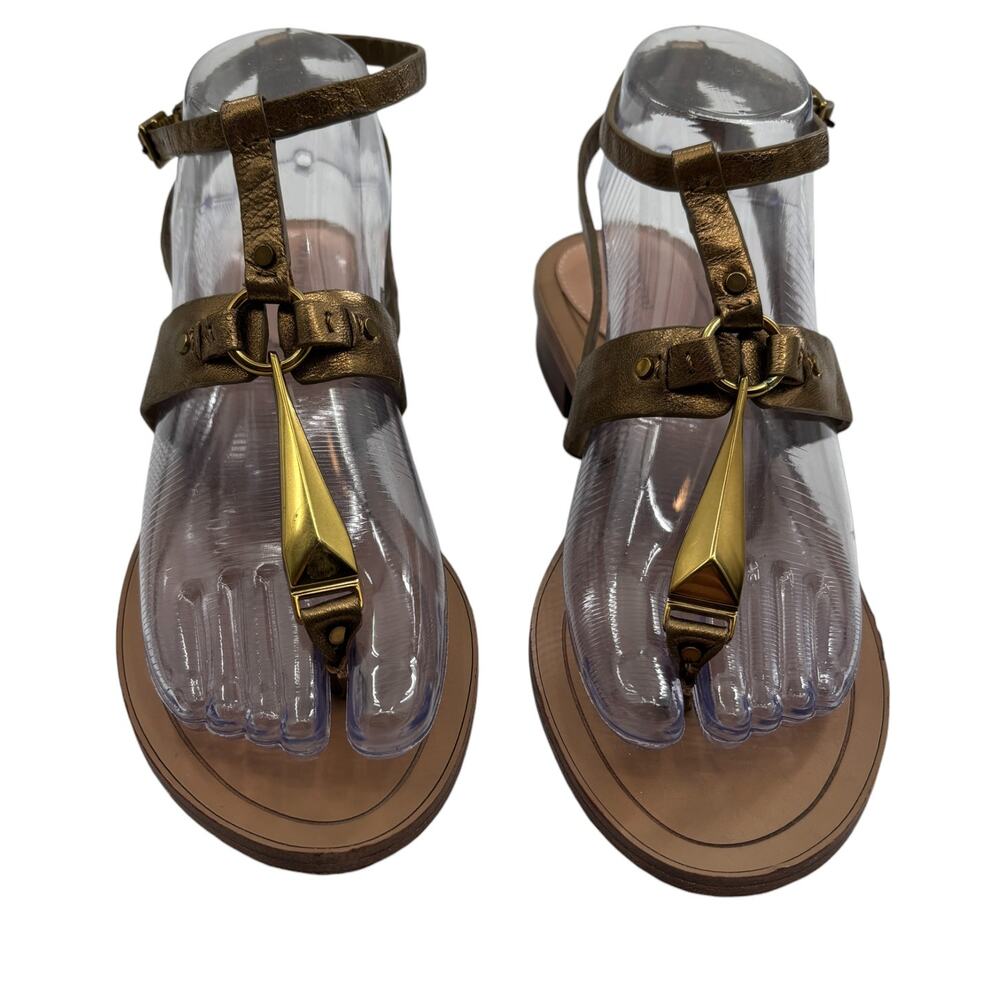 Pour La Victoire Gold Acadia Leather Stacked Heel Sandals - Picture 3 of 9